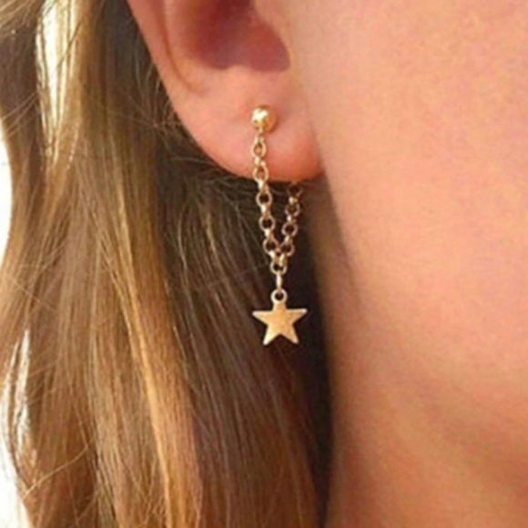 Cute Gold Tone Star Chain Stud Earrings - Picture 1 of 4